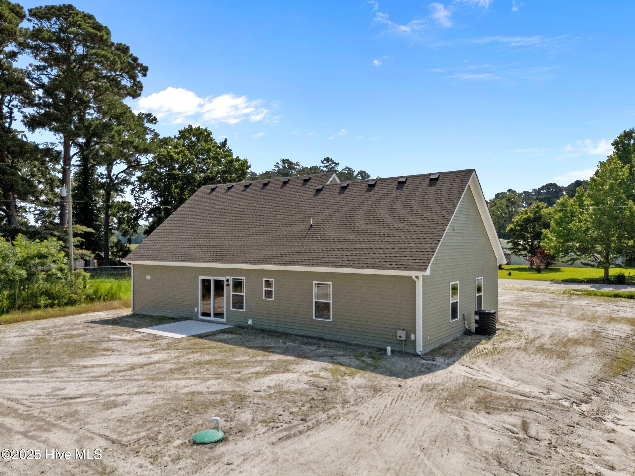 106 Howard Street Camden, NC 27921 - Photo 7 of 17 Left back corner of lot