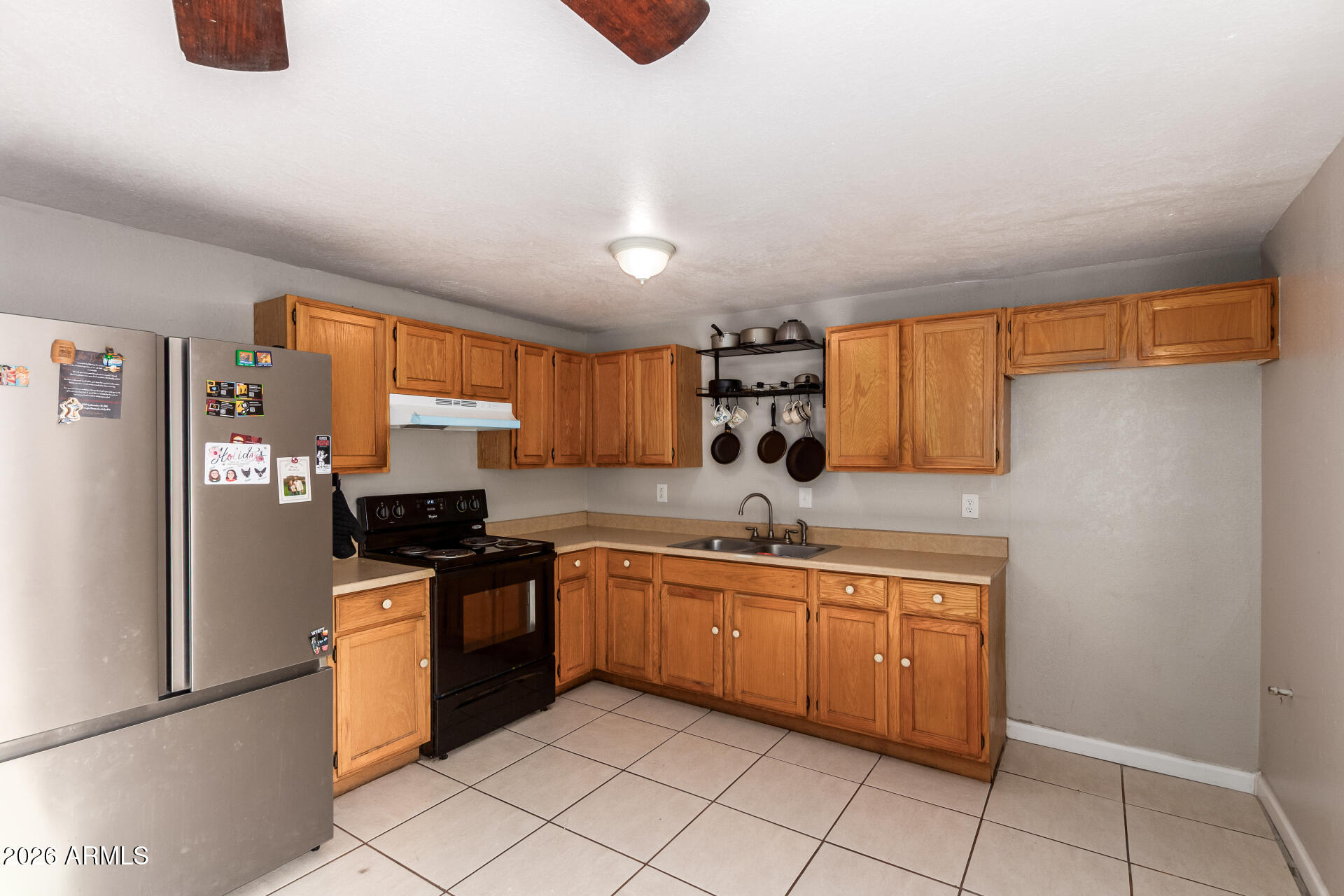 6423 West Almeria Road Phoenix, AZ 85035 - Photo 6 of 26 13 - Almeria