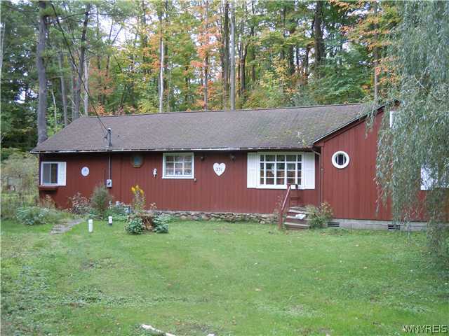 231 North Davis Road Elma, NY 14059 - Photo 1 of 1 Exterior Front