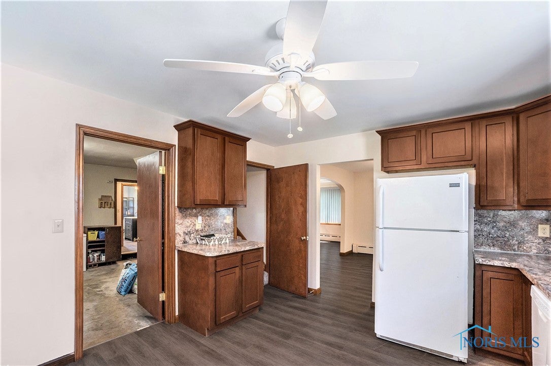 26331 Pemberville Road Perrysburg, OH 43551 - Photo 11 of 26 Gallery Image 11