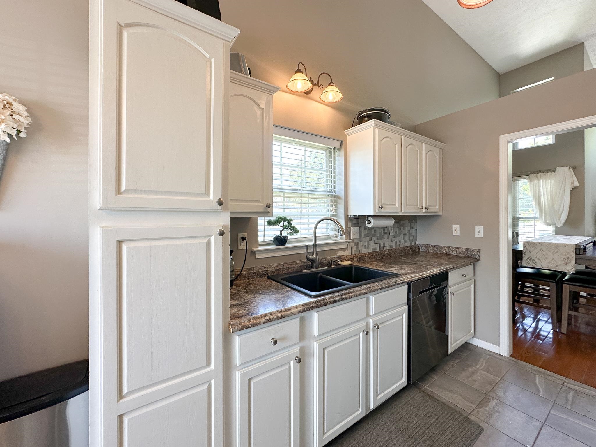 221 Rutledge Drive Waynesboro, VA 22980 - Photo 15 of 30 Gallery Image 15