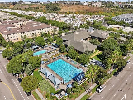 $1,395,000 | 13173 Pacific Promenade, Unit 203, Playa Vista, CA 90094