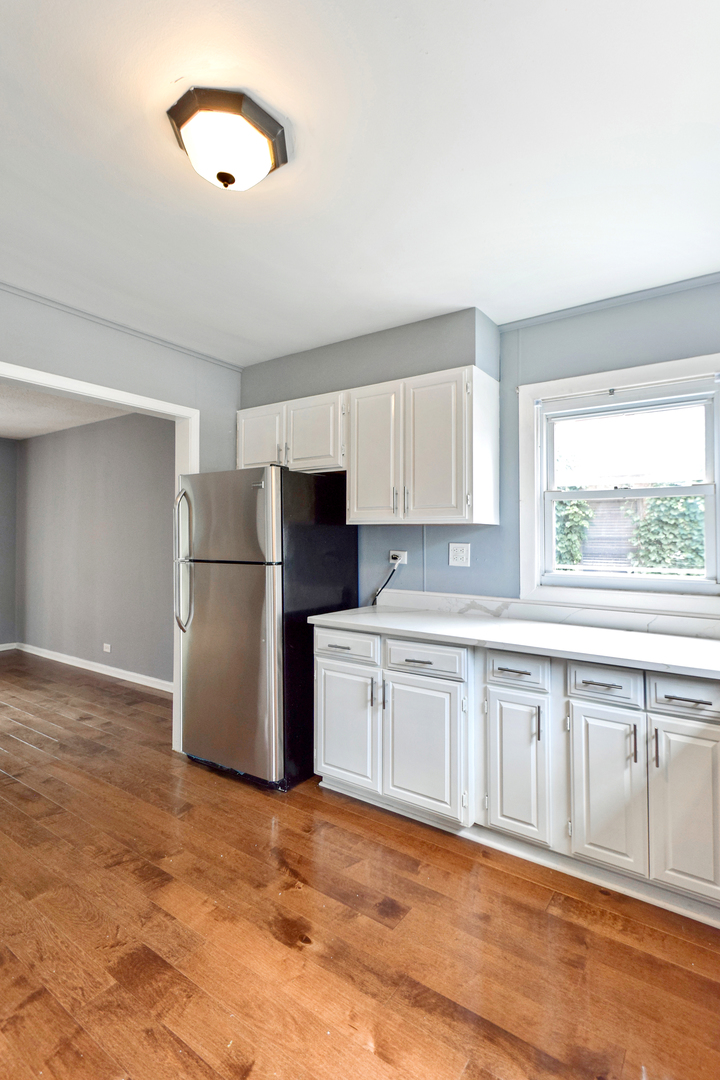 2205 Downey Road Homewood, IL 60430 - Photo 4 of 23