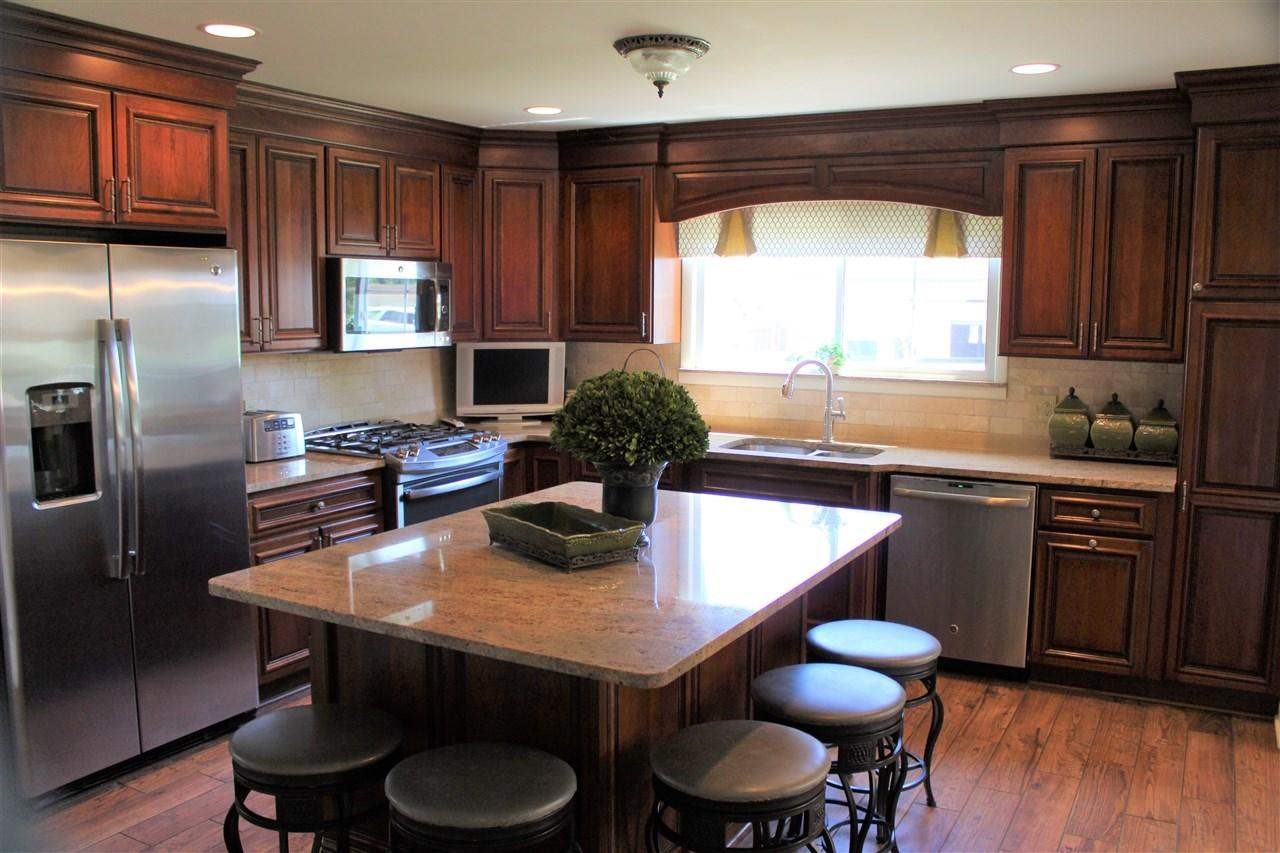 2090 Sheridan Road Flushing, MI 48433 - Photo 7 of 59 21457871-6.JPG