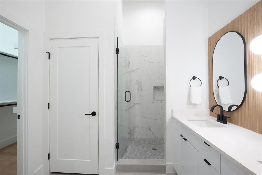 629 North Tyler Street, Unit 108 Dallas, TX 75208 - Photo 3 of 13