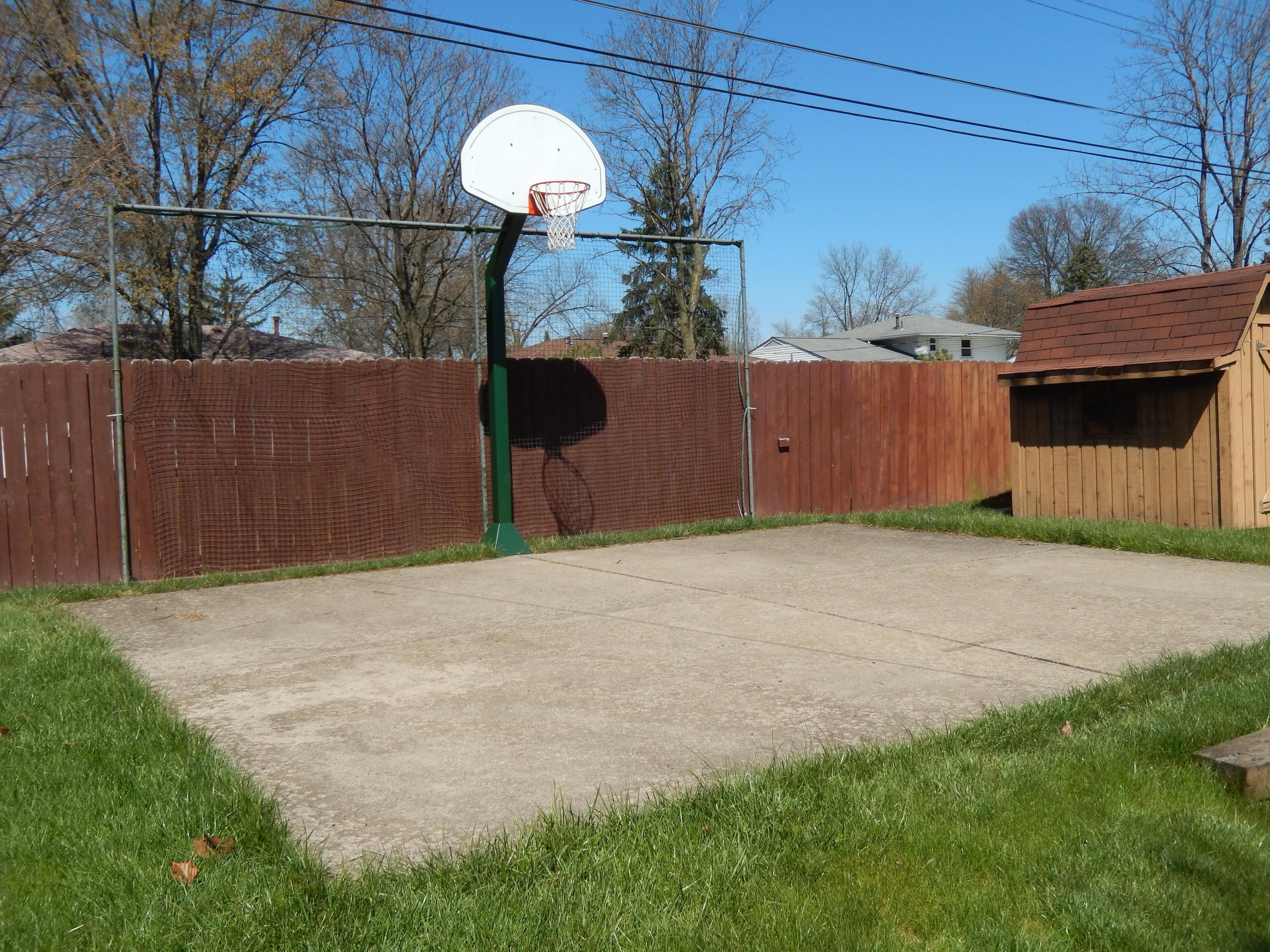 1470 Norma Road Columbus, OH 43229 - Photo 27 of 32 Gallery Image 27