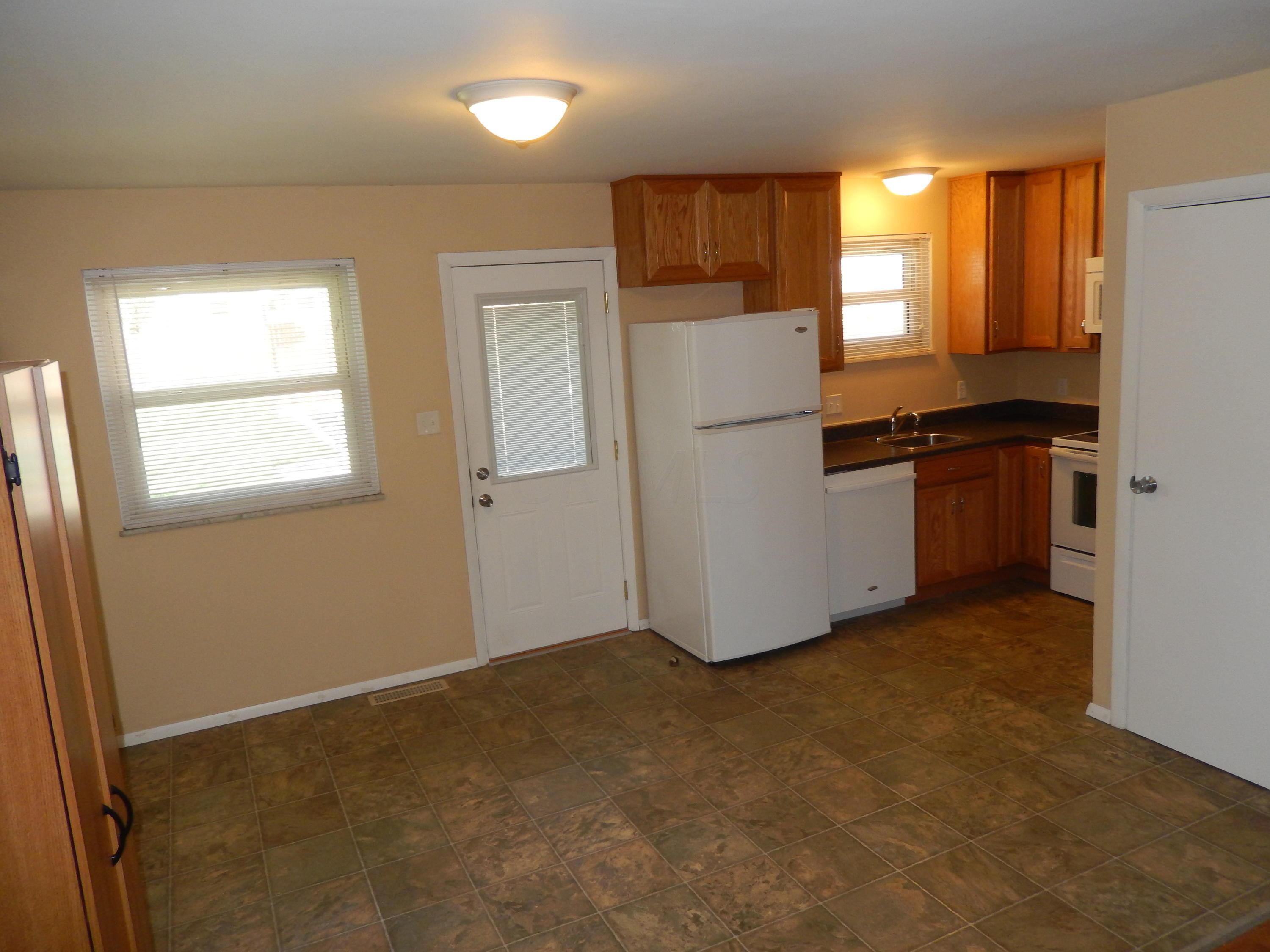 1470 Norma Road Columbus, OH 43229 - Photo 8 of 32 Gallery Image 8