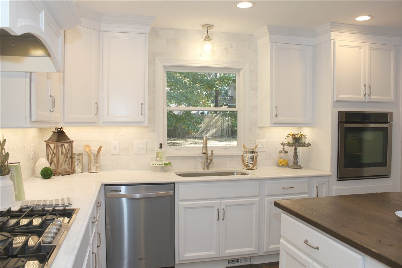 5016 Devonwood Court Raleigh, NC 27609 - Photo 5 of 20 Photo 5