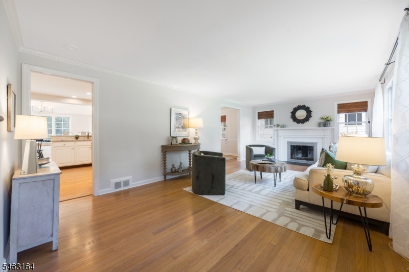 3 Plymouth Road Chatham, NJ 07928 - Photo 7 of 38 Gallery Image 7