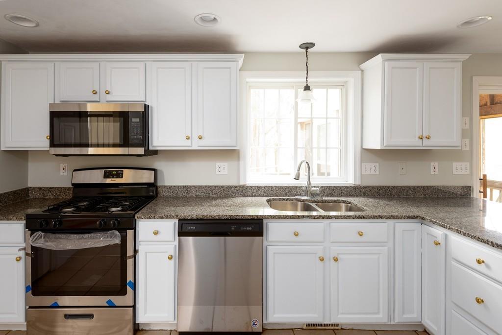 8 Depot Street Upton, MA 01568 - Photo 8 of 31 Gallery Image 8