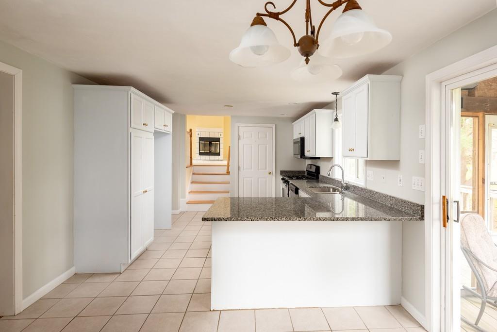 8 Depot Street Upton, MA 01568 - Photo 9 of 31 Gallery Image 9