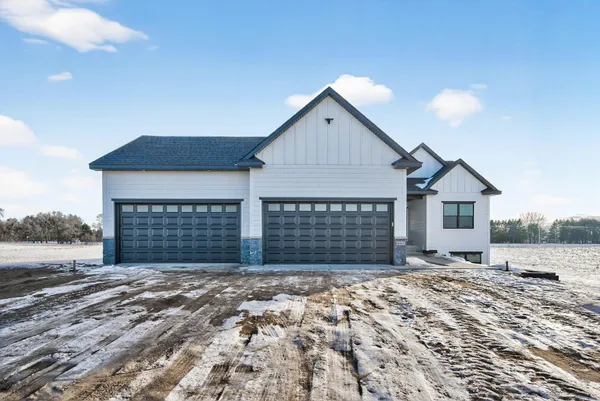 $749,900 | 13437 295th Avenue Northwest, Princeton, MN 55371