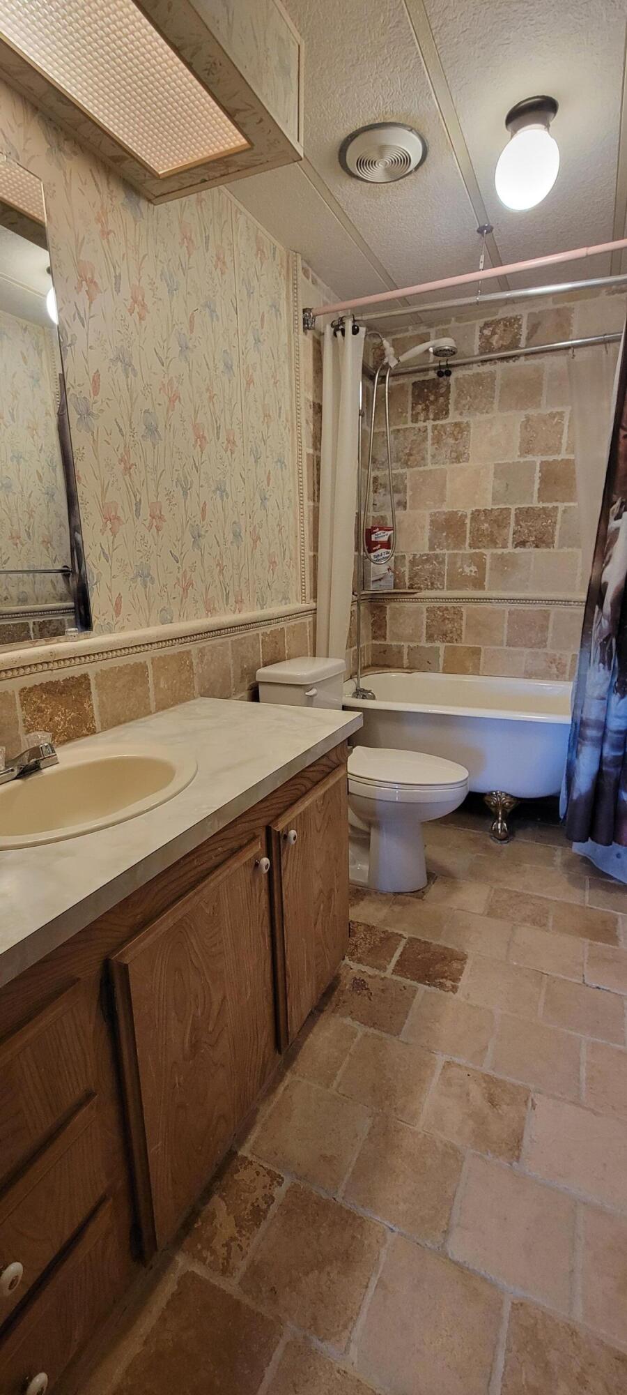 7467 Harpold Road Klamath Falls, OR 97603 - Photo 31 of 35 20251204_084225