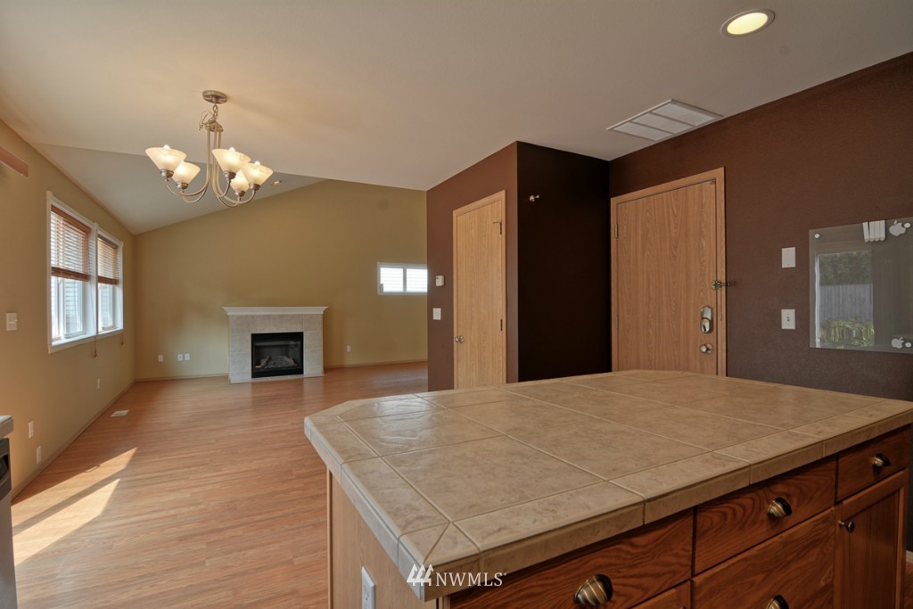 2610 194th Street Southeast Bothell, WA 98012 - Photo 8 of 21
