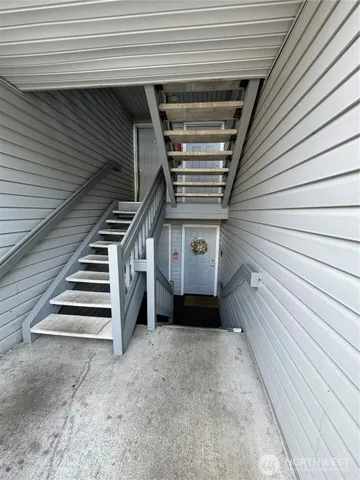 $6,000,000 | 13232 Ambaum Boulevard Southwest, Burien, WA 98146