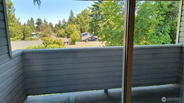 $6,000,000 | 13232 Ambaum Boulevard Southwest, Burien, WA 98146