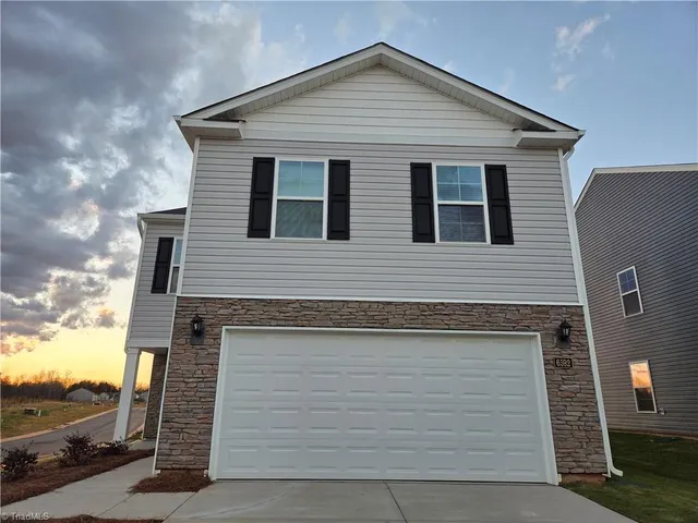 $2,350 | 6592 Capstone Court, Rural Hall, NC 27045