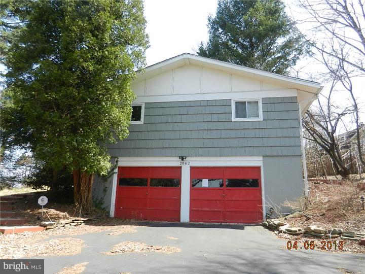 2062 Matson Circle Villanova, PA 19085 - Photo 2 of 9 Exterior