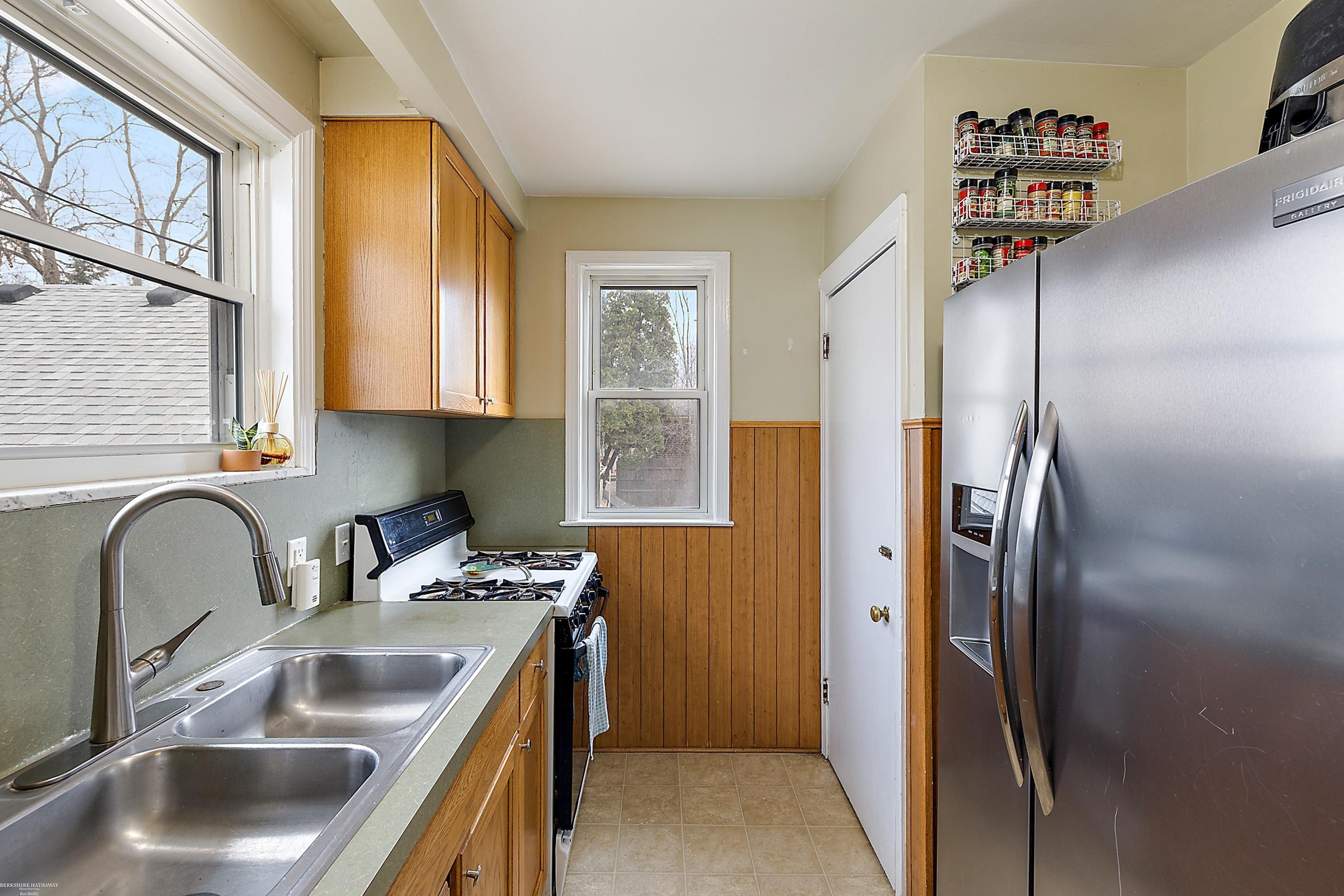 11401 East Eleven Mile Road Warren, MI 48093 - Photo 17 of 30 Gallery Image 17