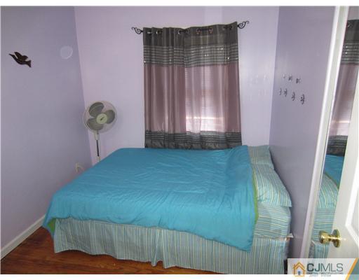 12 Mc Ginnis Road Edison, NJ 08817 - Photo 12 of 18 Gallery Image 12