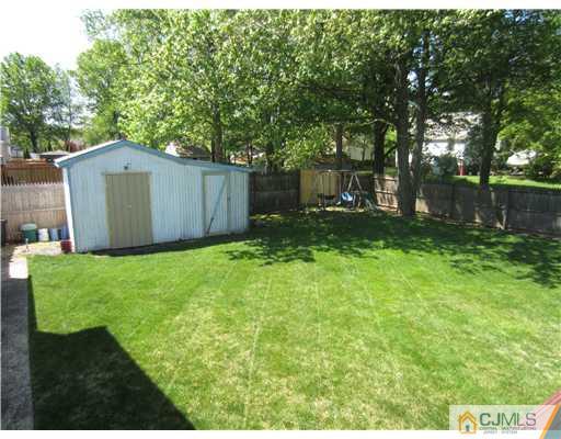 12 Mc Ginnis Road Edison, NJ 08817 - Photo 18 of 18 Gallery Image 18