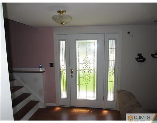12 Mc Ginnis Road Edison, NJ 08817 - Photo 3 of 18 Gallery Image 3
