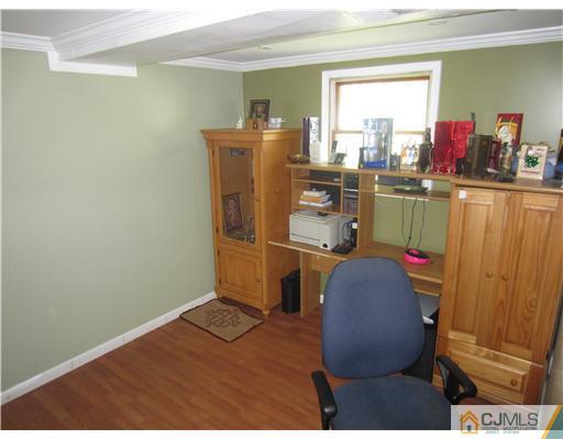 12 Mc Ginnis Road Edison, NJ 08817 - Photo 10 of 18 Gallery Image 10