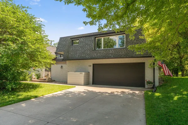 $479,900 | 6435 Vernon Avenue South, Edina, MN 55436