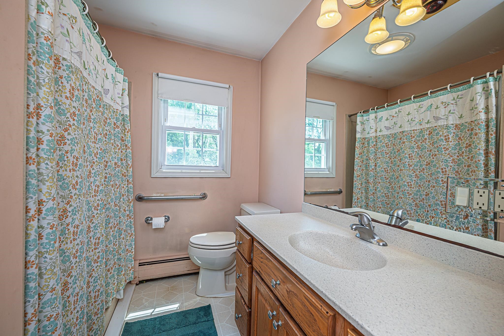 7 Squamscott Road Stratham, NH 03885 - Photo 16 of 46
