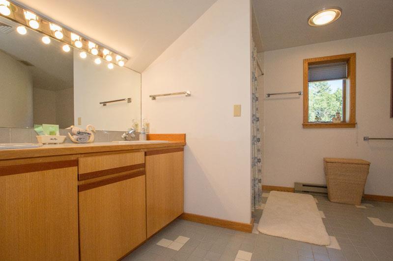 128 Longwoods Road Cumberland Center, ME 04021 - Photo 29 of 35 Very large guest bathroom.