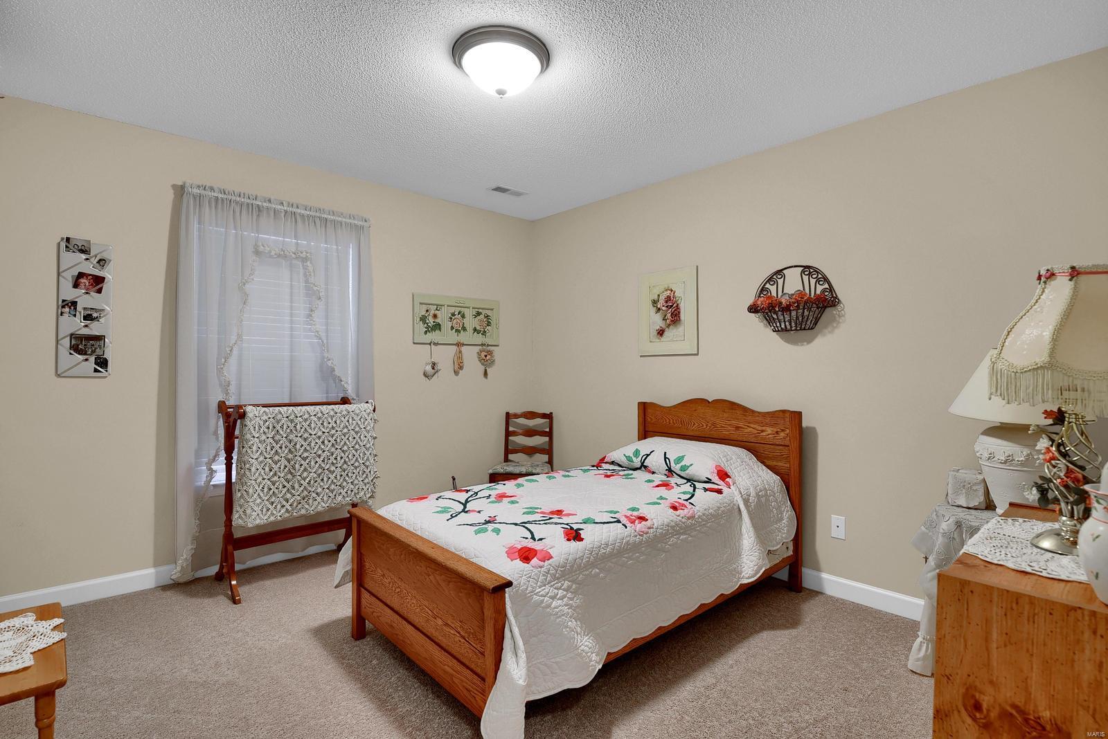1301 Rutledge Drive Troy, IL 62294 - Photo 20 of 37