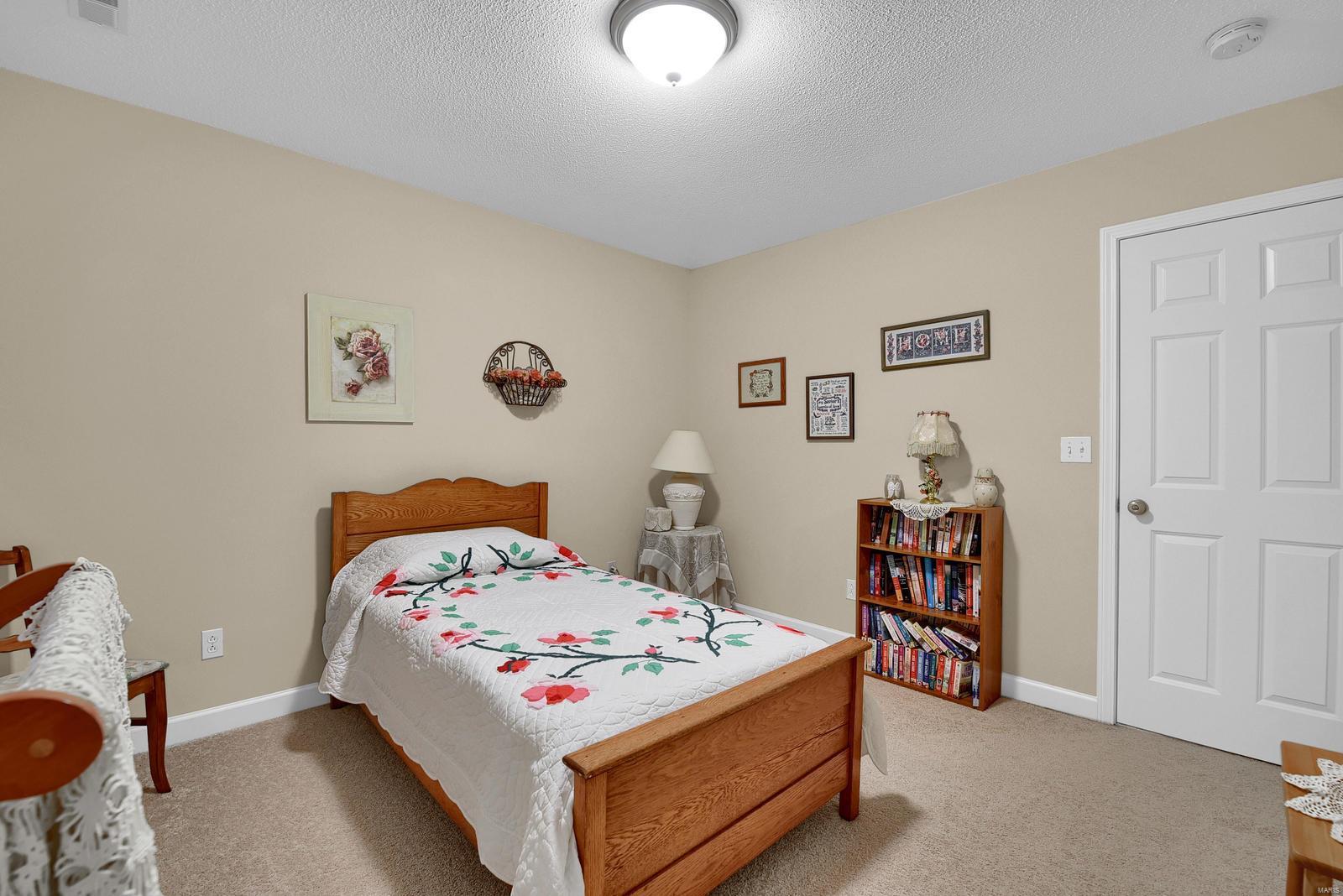 1301 Rutledge Drive Troy, IL 62294 - Photo 21 of 37