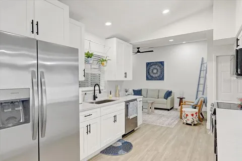 $367,900 | 6505 64th Lane East, Palmetto, FL 34221