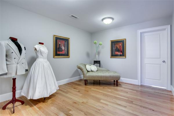 9 Gleason Road Lexington, MA 02420 - Photo 20 of 27 Gallery Image 20