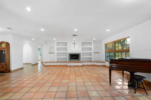 $3,500 | 3636 Lake Buynak Road, Windermere, FL 34786