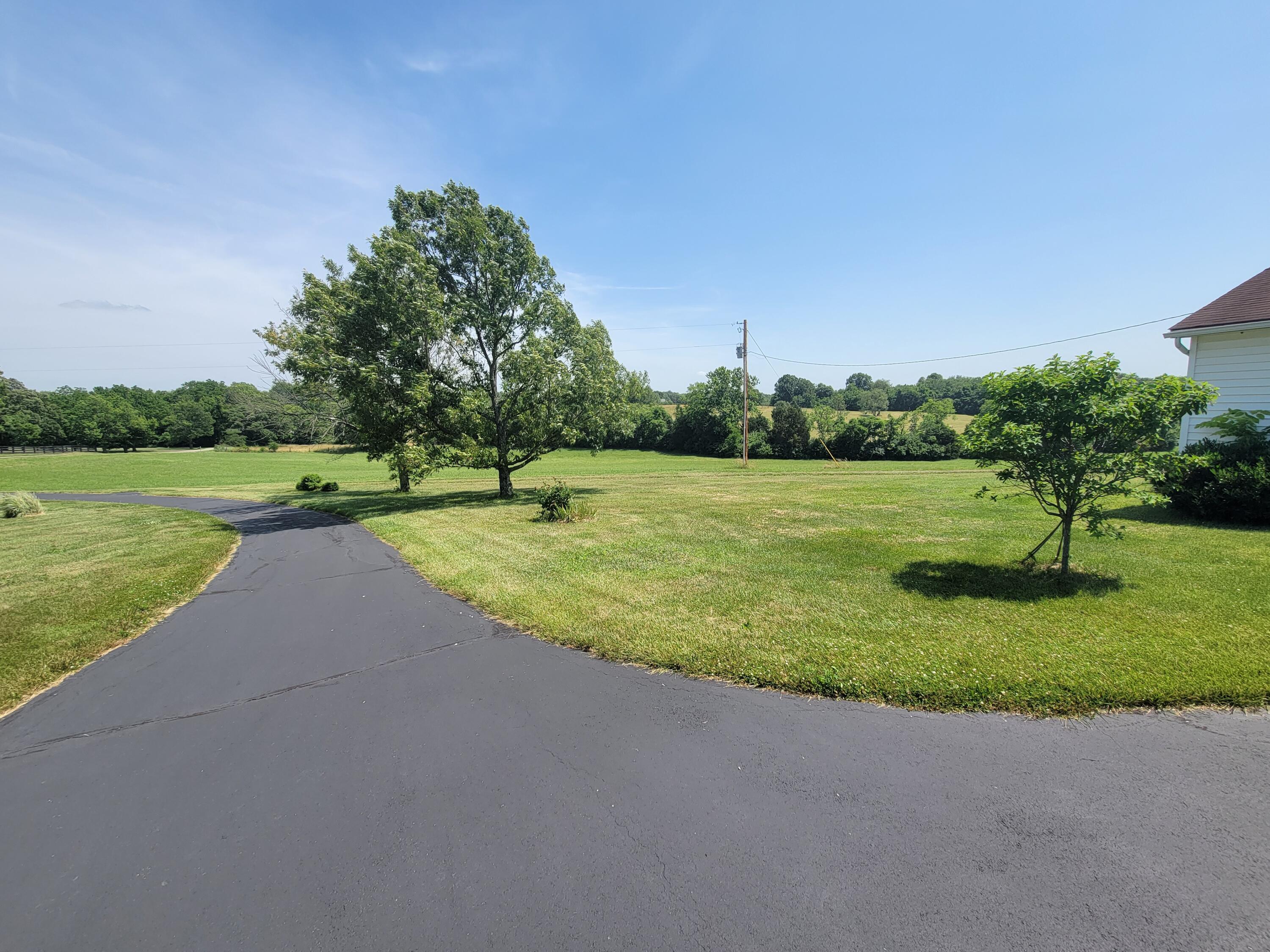 4897 Fords Mill Road Versailles, KY 40383 - Photo 4 of 52 20220614_151709