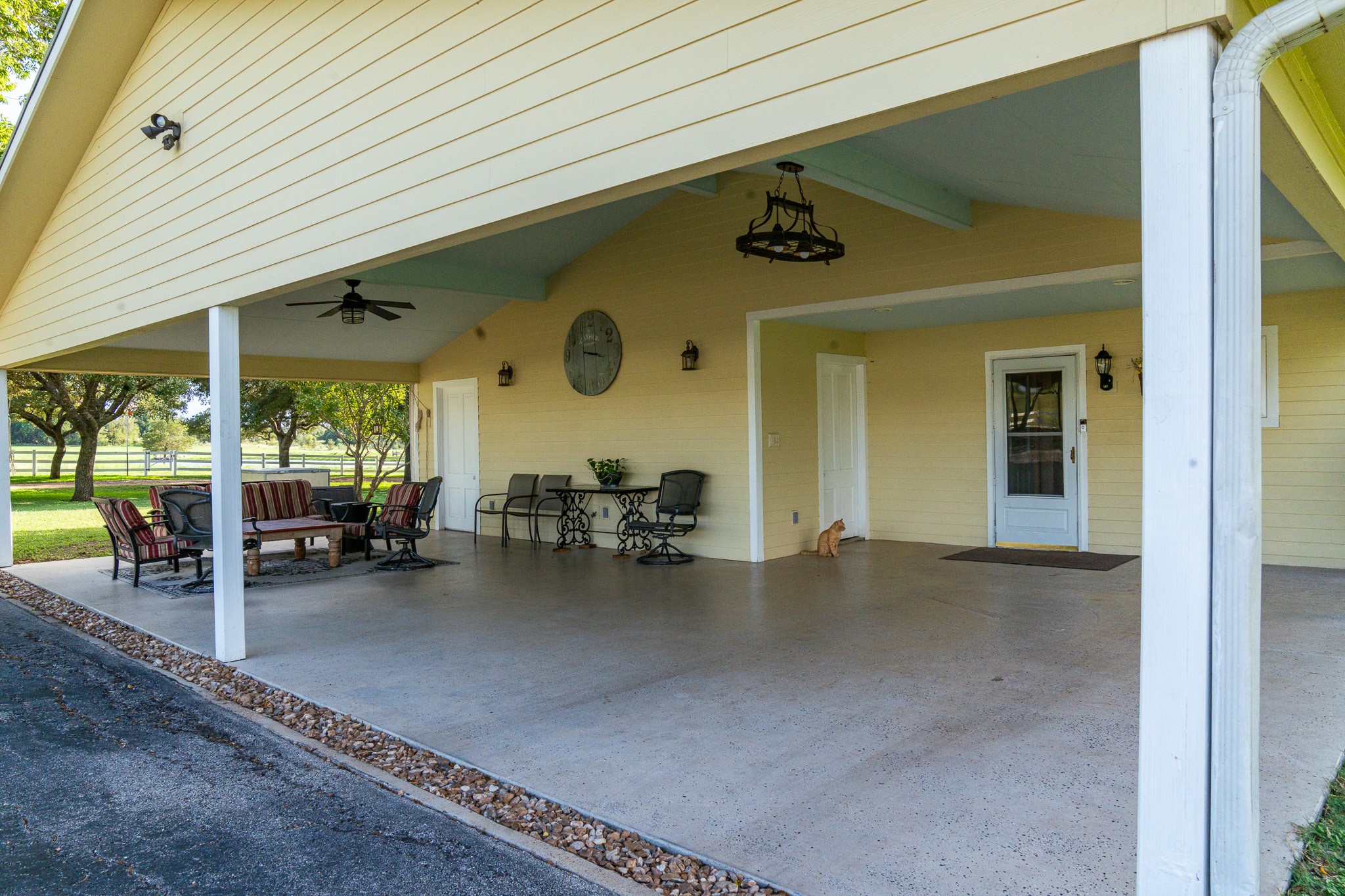 2030 Hertel Road Schulenburg, TX 78956 - Photo 17 of 33