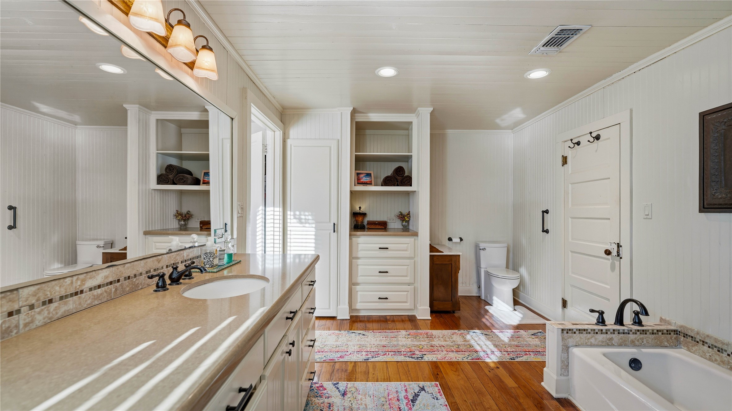 2030 Hertel Road Schulenburg, TX 78956 - Photo 10 of 33