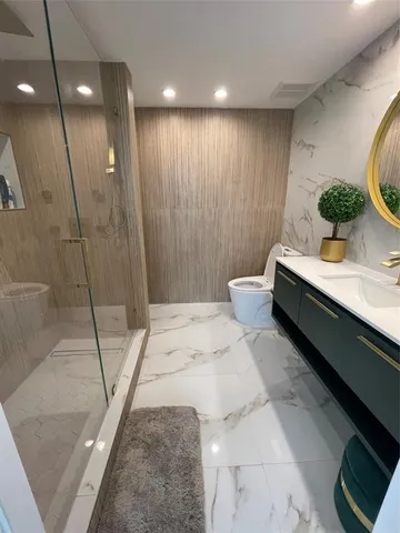 $4,900 | 1881 79th Street Causeway, Unit 1504, North Bay Village, FL 33141