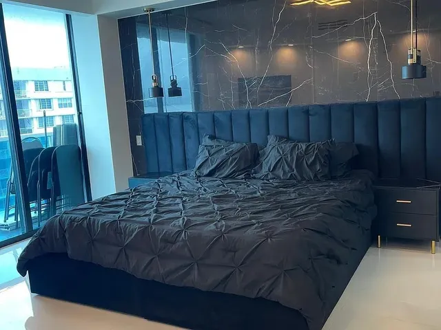 $4,900 | 1881 79th Street Causeway, Unit 1504, North Bay Village, FL 33141