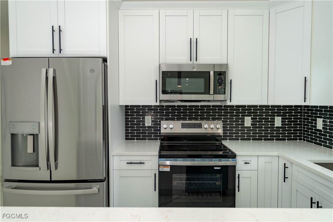 344 Nathan Avenue Lehigh Acres, FL 33974 - Photo 5 of 32