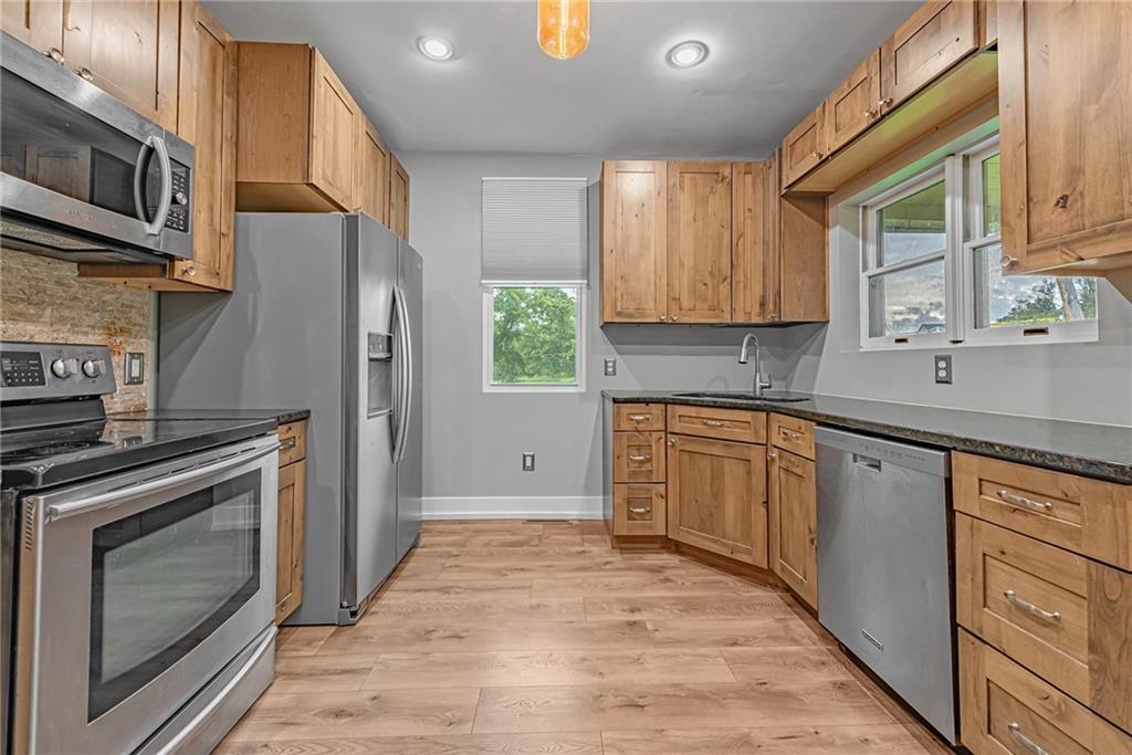 256 Neiderhiser Road Mount Pleasant, PA 15666 - Photo 5 of 25 Gallery Image 5