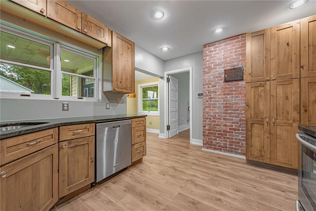 256 Neiderhiser Road Mount Pleasant, PA 15666 - Photo 6 of 25 Gallery Image 6