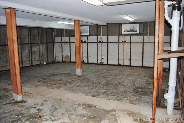 $210,000 | 1505 Laib Drive, New Albany, IN 47150