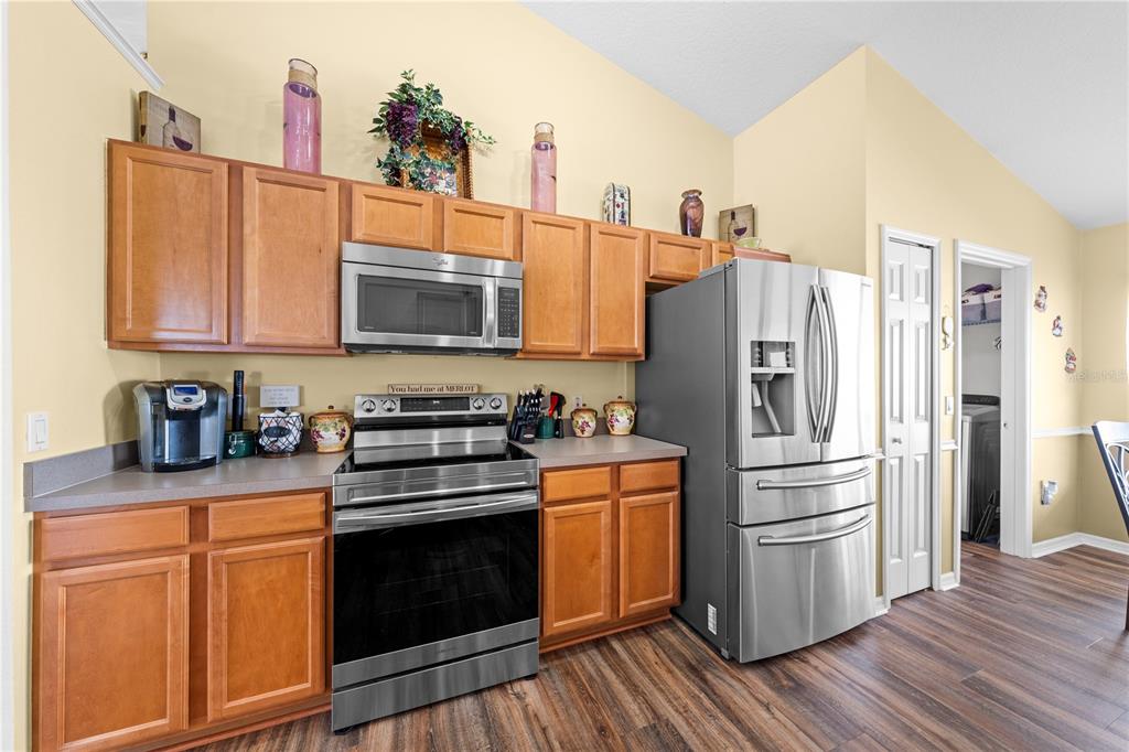 2513 Crown Ridge Circle Kissimmee, FL 34744 - Photo 15 of 68 Gallery Image 15