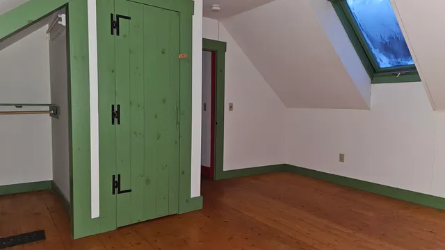 $399,900 | 114 Quarry Hill Road, Glover, VT 05839