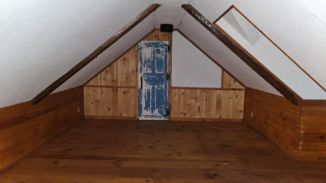 $399,900 | 114 Quarry Hill Road, Glover, VT 05839