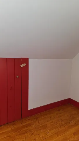 $399,900 | 114 Quarry Hill Road, Glover, VT 05839