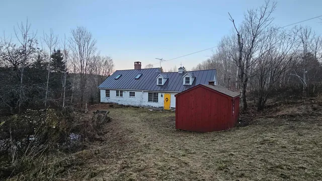 $399,900 | 114 Quarry Hill Road, Glover, VT 05839