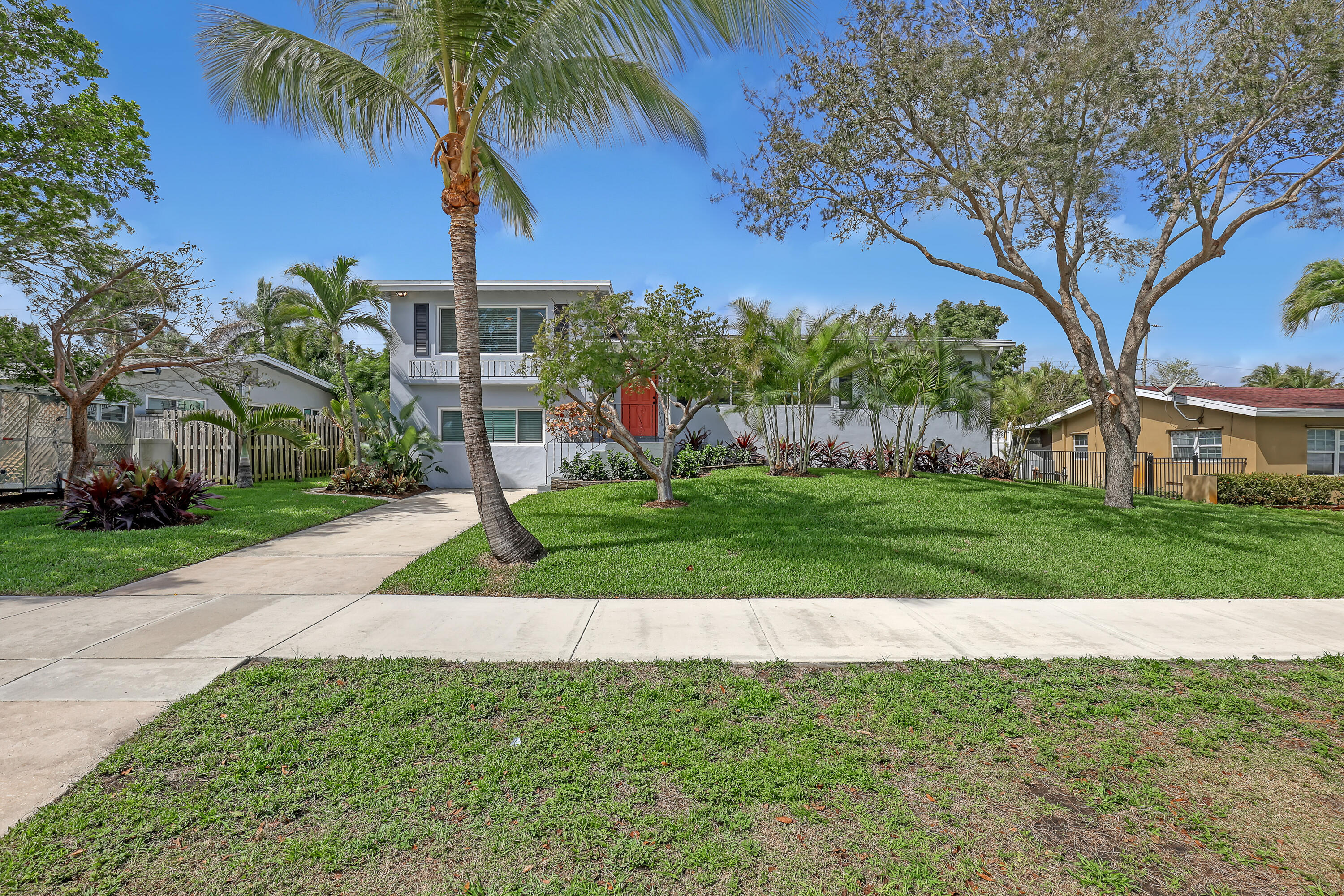 1505 High Ridge Road Lake Worth, FL 33461 - Photo 2 of 46 1505 High Ridge (2)